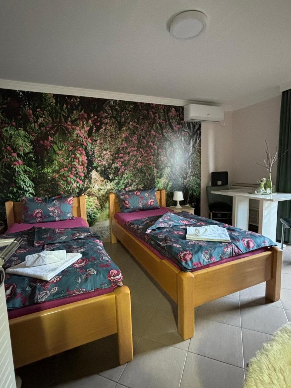 Apartmani "Marija" Galambóc Kültér fotó