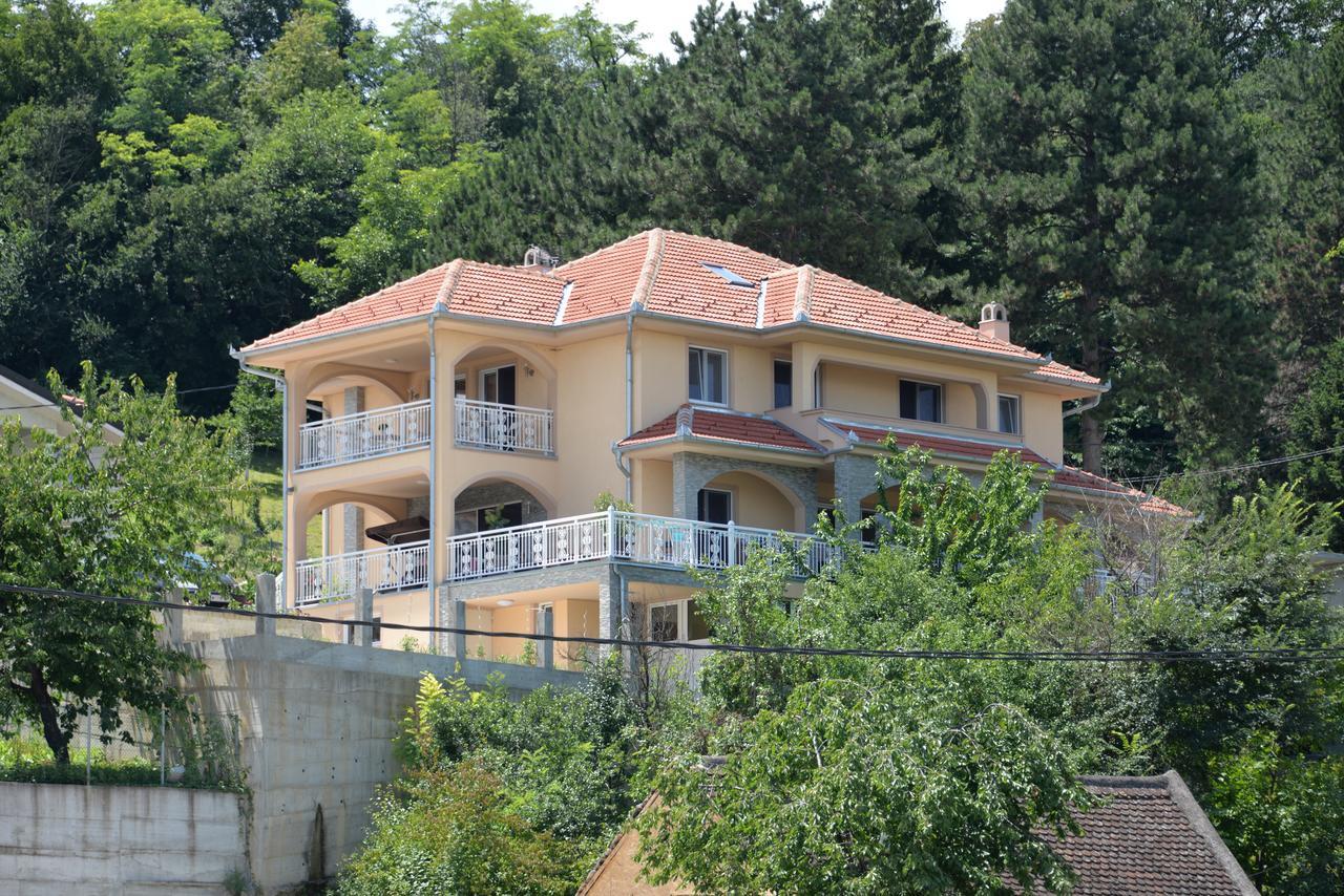 Apartmani "Marija" Galambóc Kültér fotó